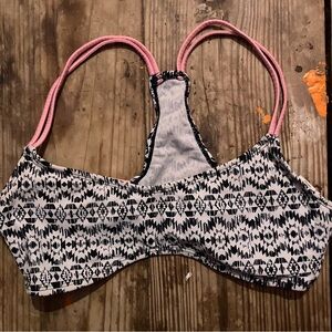 Arizona Jean Company Black and White Patterned Bikini Top